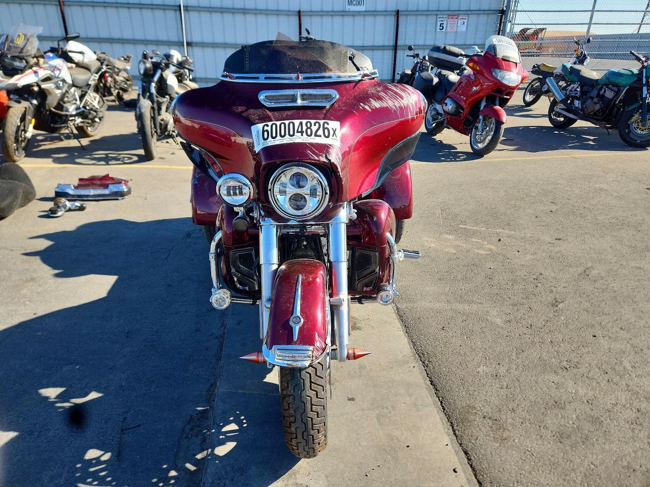 2016 Harley-Davidson Flhtcutg Tri Glide Ultra - Фото 2