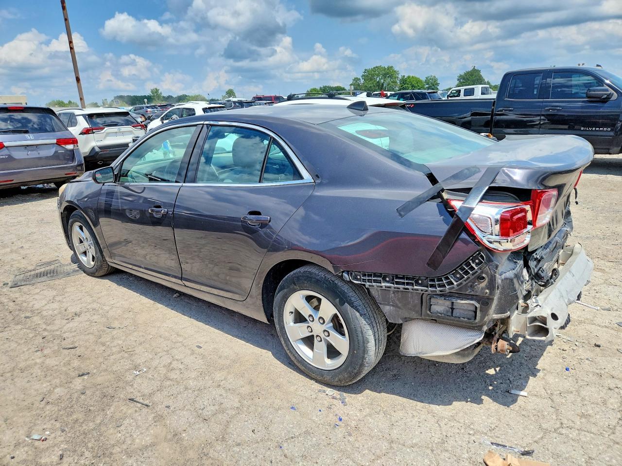 2013 Chevrolet Malibu Ls - Фото 2