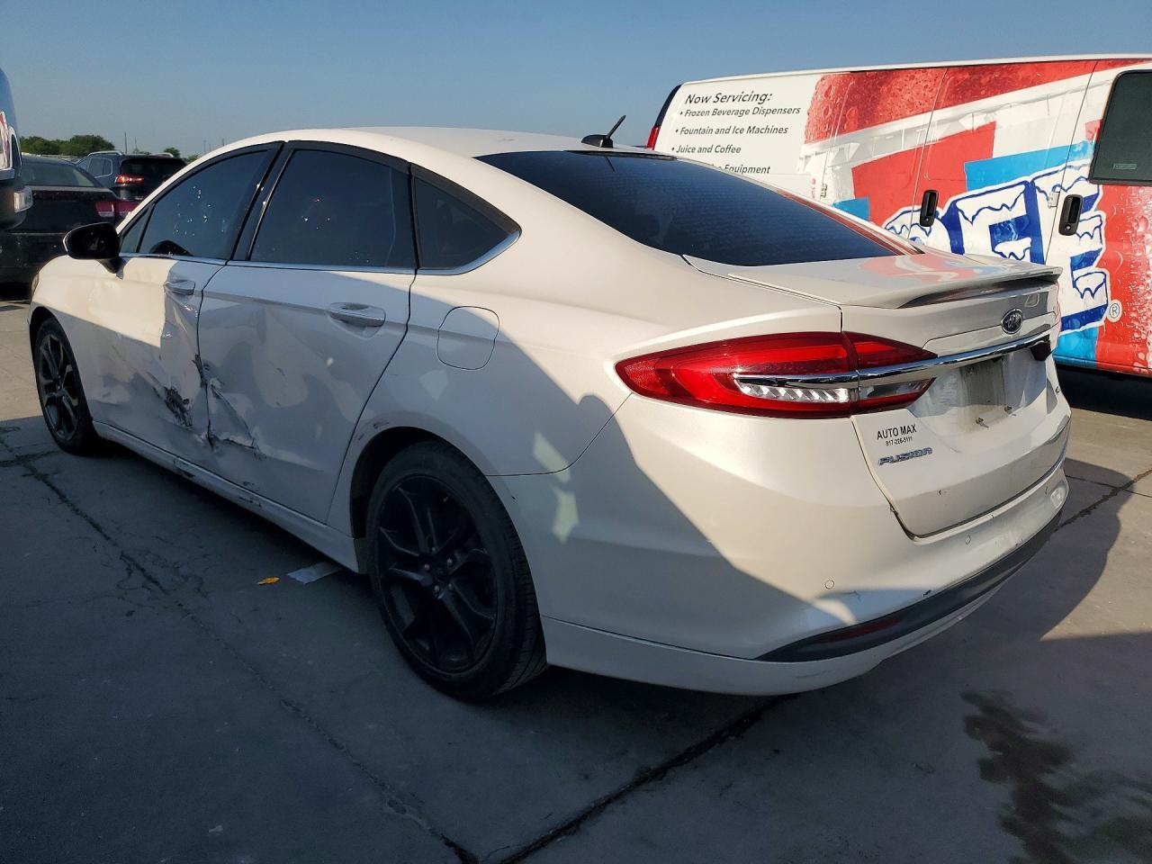 2018 Ford Fusion Se - Image 2