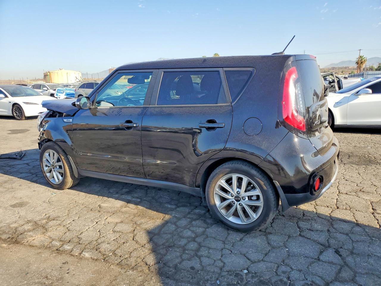 2017 Kia Soul + - Фото 2