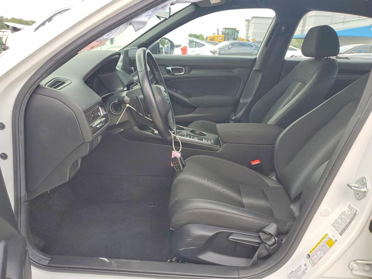 2025 Honda Civic Sport - Image 7
