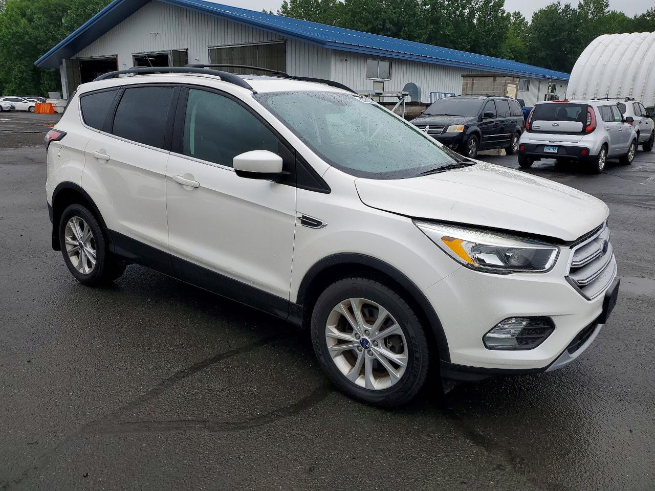 2018 Ford Escape Se - Фото 4
