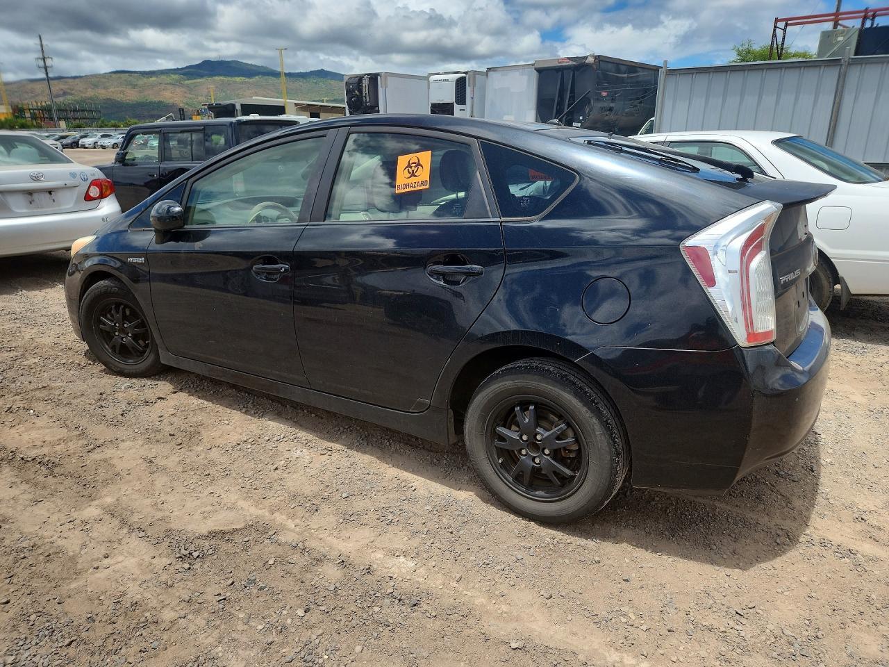 2012 Toyota Prius Two - Фото 2