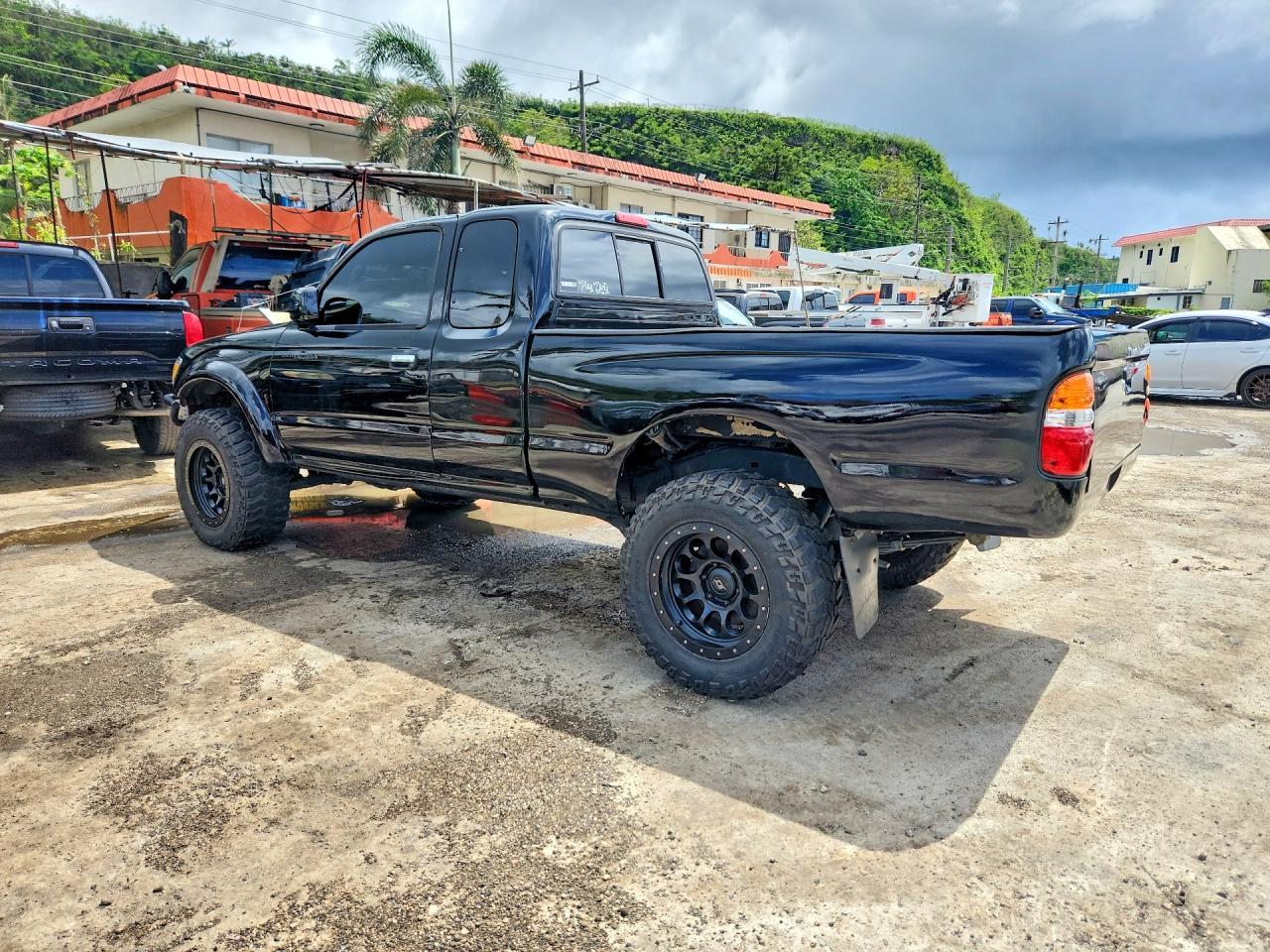 2004 Toyota Tacoma Xtracab Prerunner - Image 2