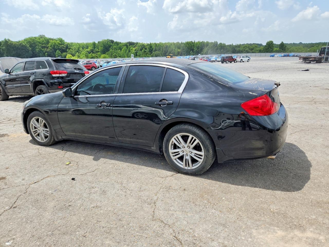 2013 Infiniti G37 Sedan X - Image 2