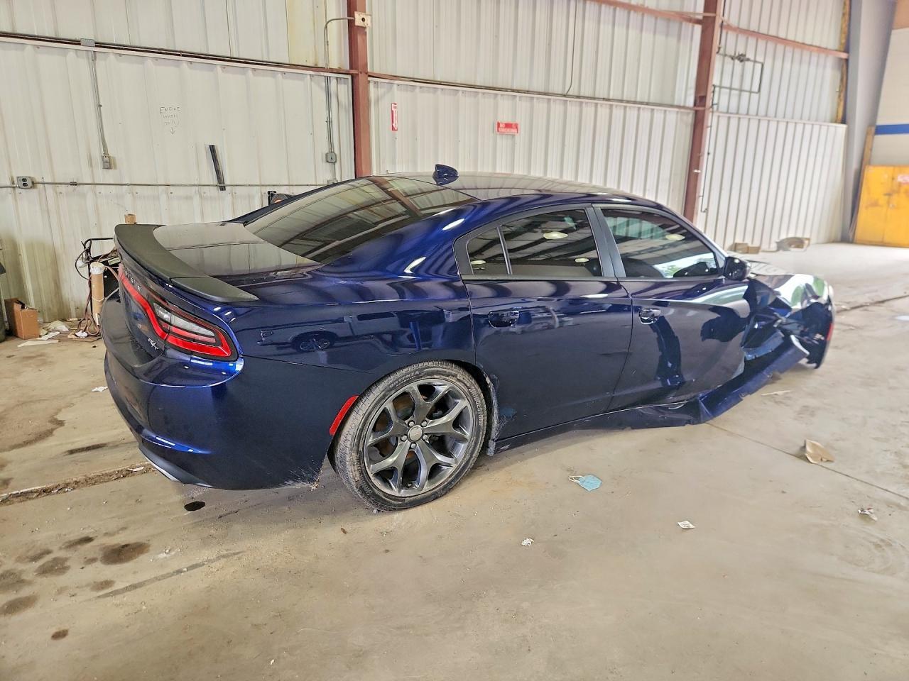 2016 Dodge Charger R/T - Фото 3