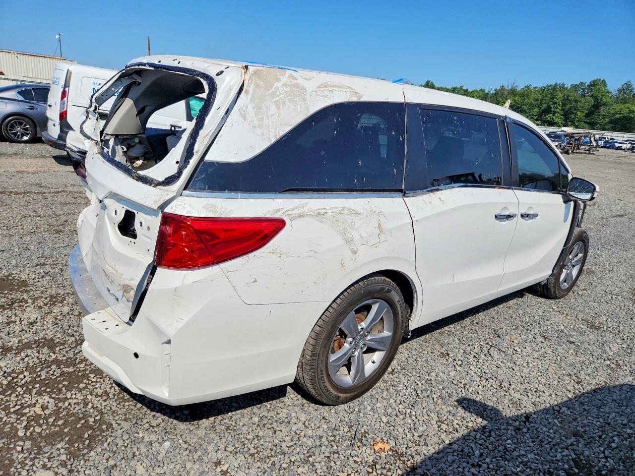 2025 Honda Odyssey Elite - Фото 3