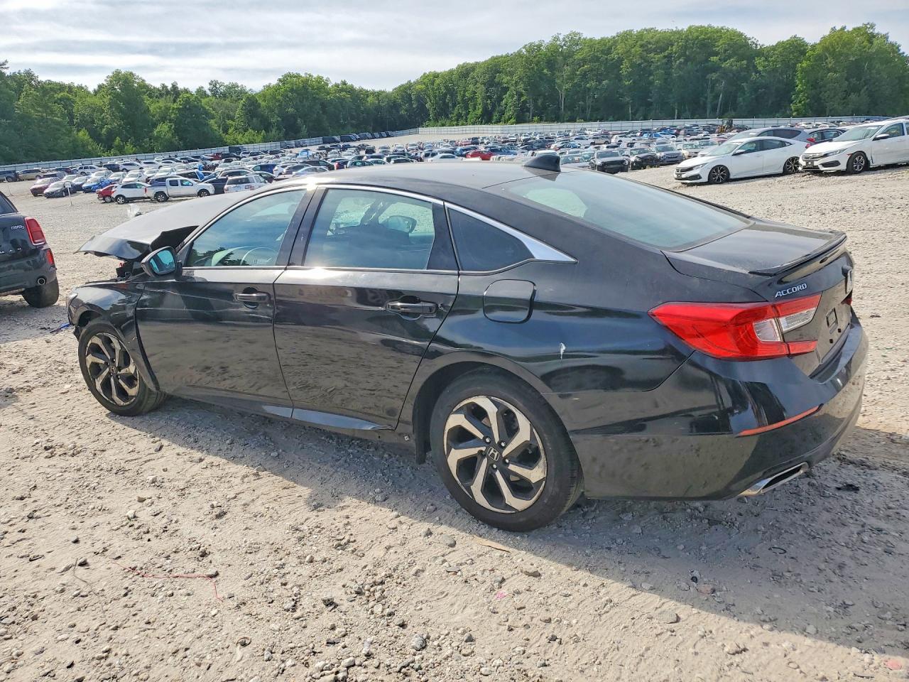 2021 Honda Accord Sport - Фото 2