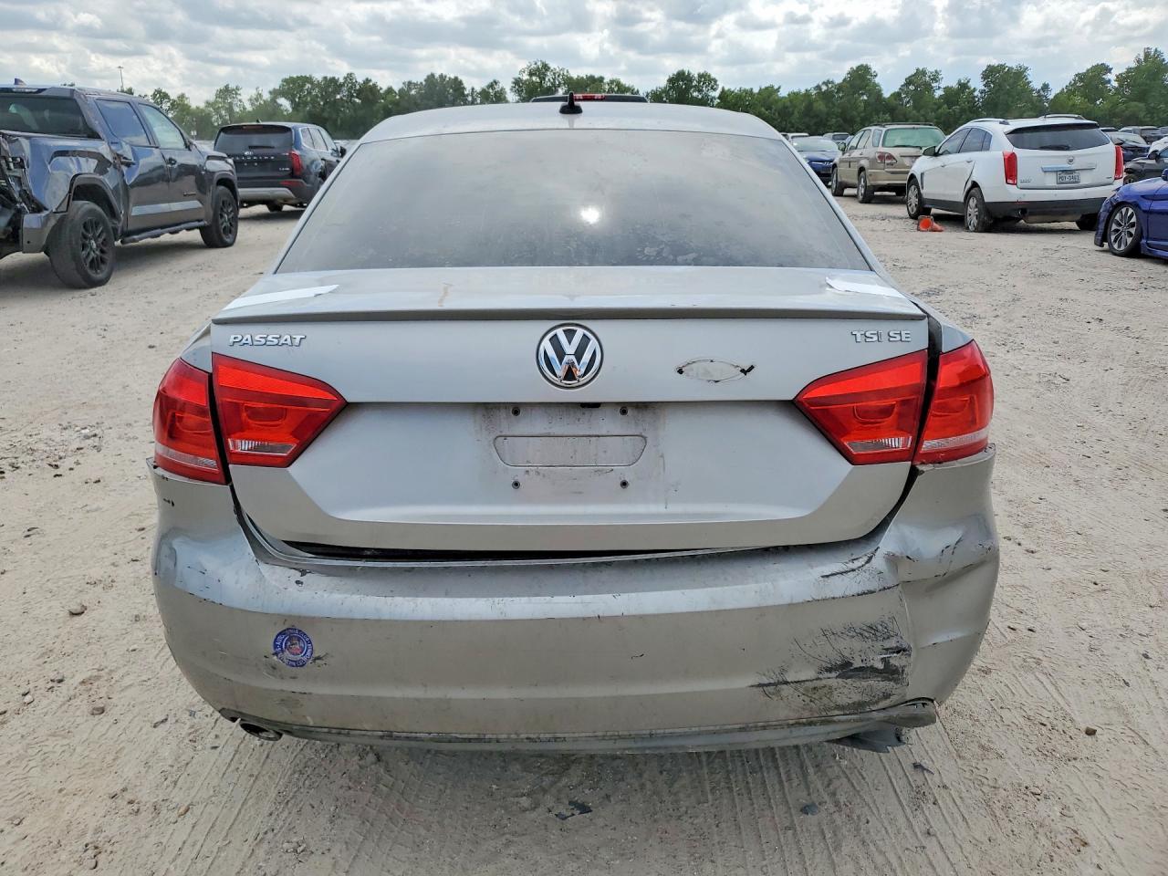 2014 Volkswagen Passat Se - Фото 6