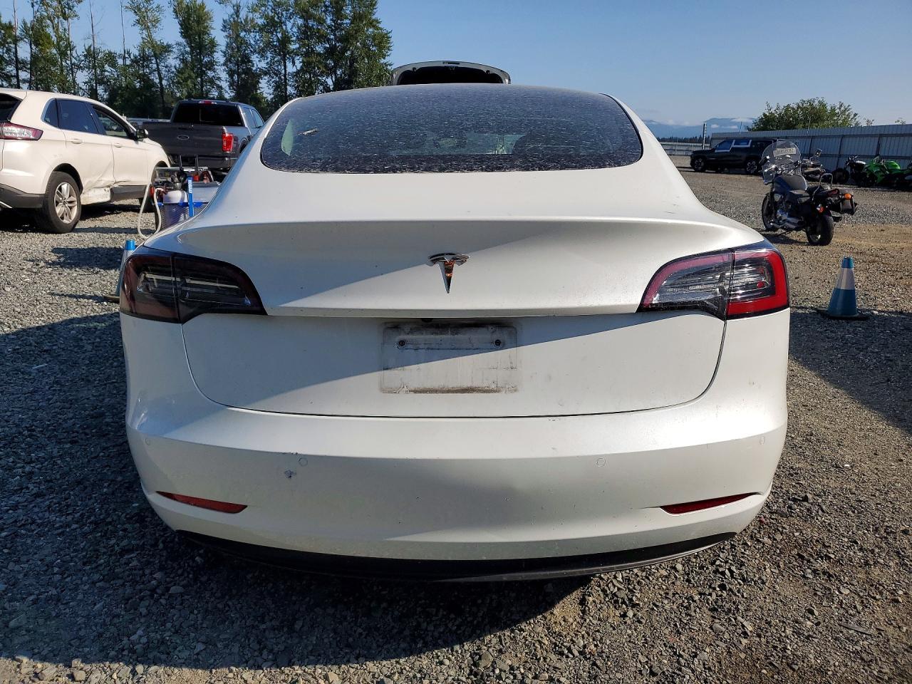 2021 Tesla Model 3 - Image 6