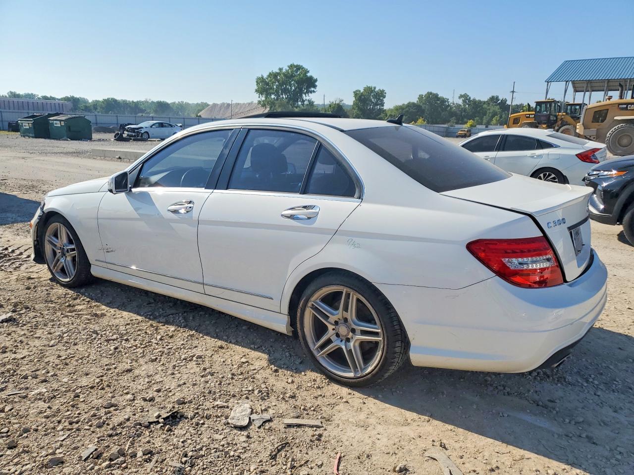 2014 Mercedes-Benz C 300 4Matic - Image 2