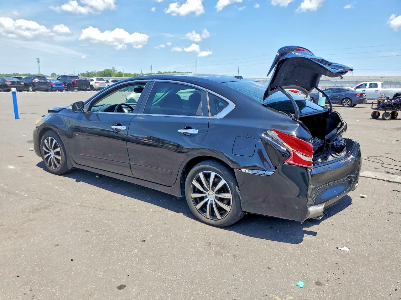2015 Nissan Altima 2.5 Sl - Image 2