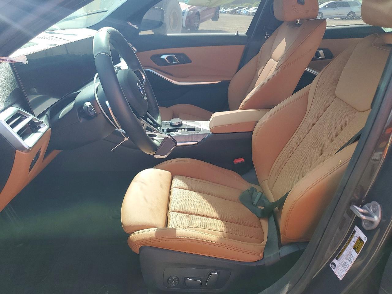 2026 BMW 330I - Фото 7