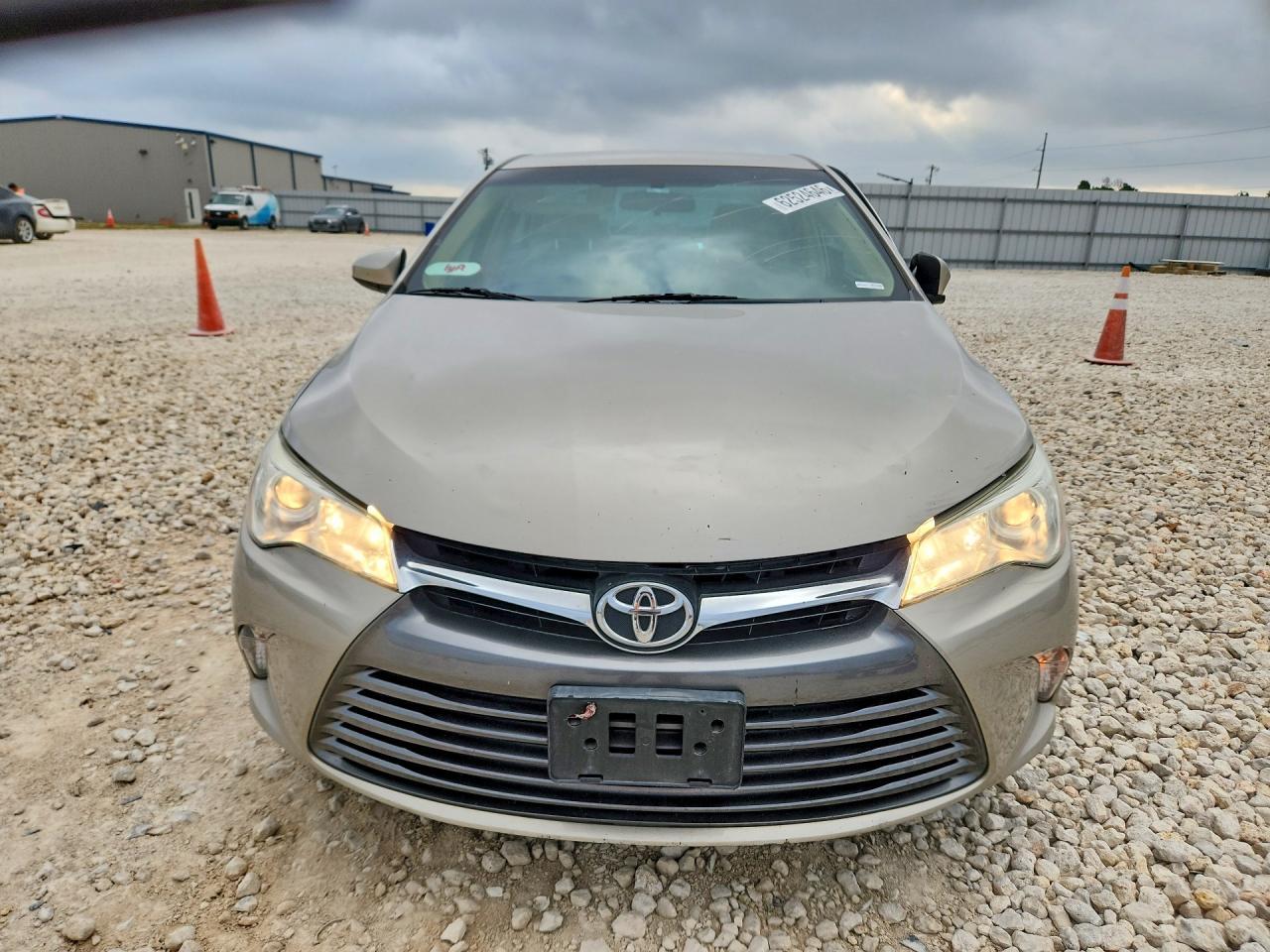 2015 Toyota Camry Le - Фото 5