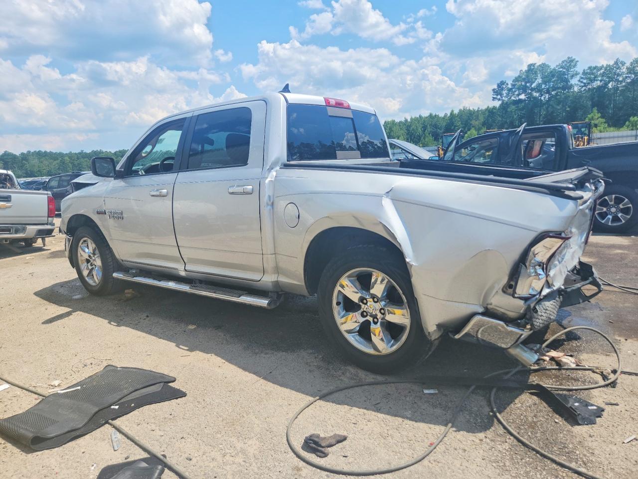2015 Ram 1500 Slt - Фото 2