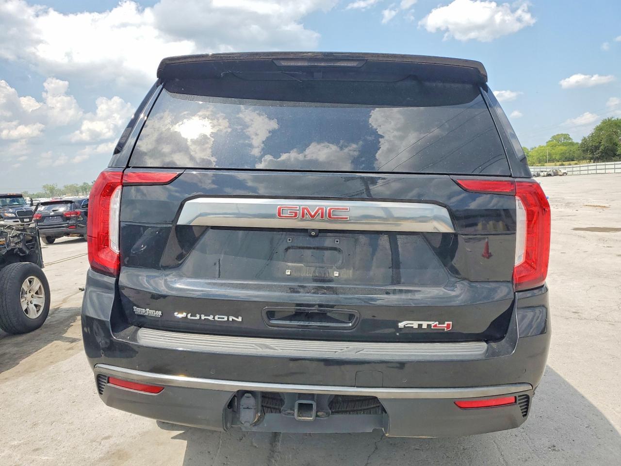 2021 GMC Yukon Xl K1500 At4 - Image 6