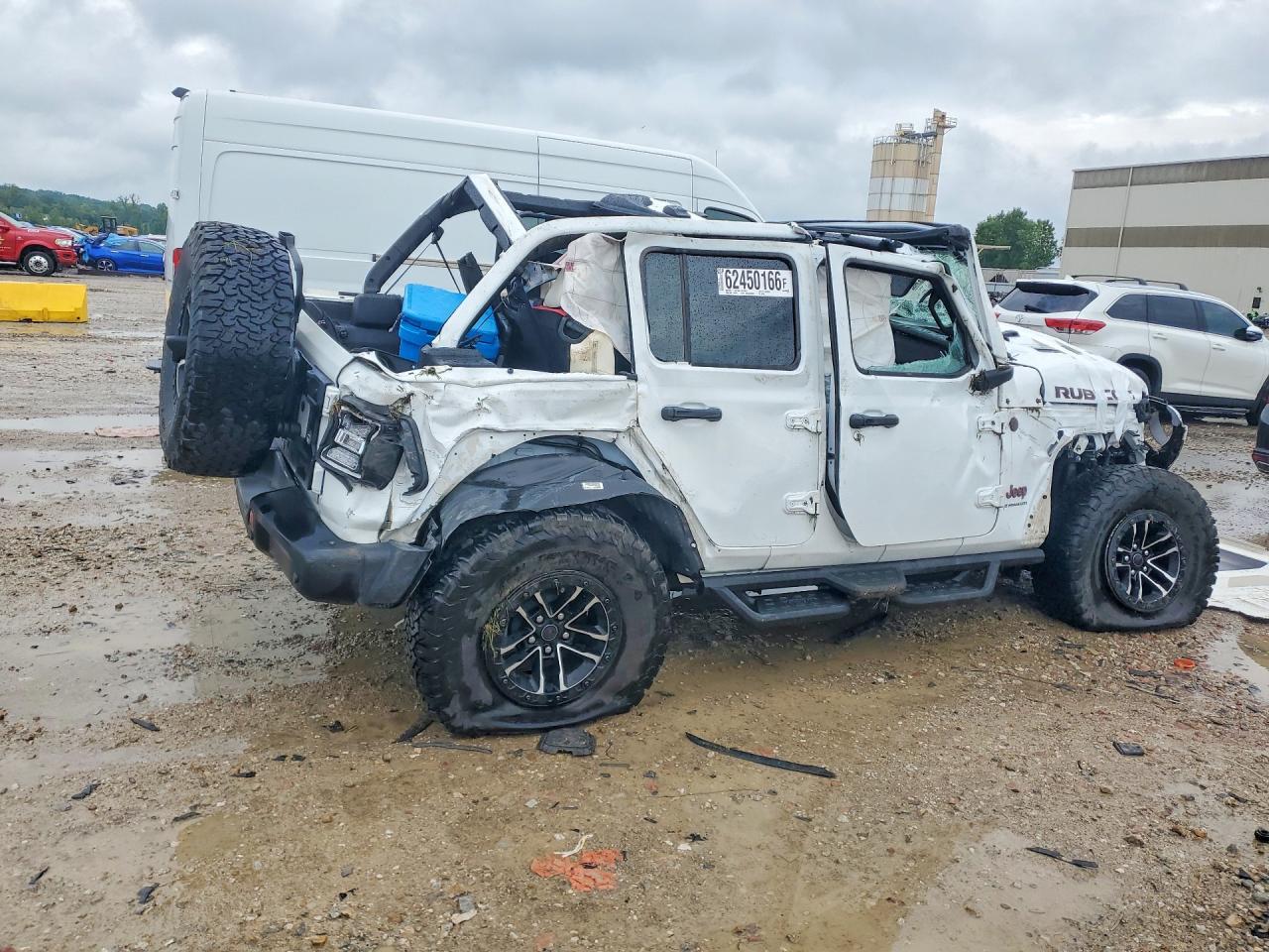 2025 Jeep Wrangler Rubicon - Фото 3