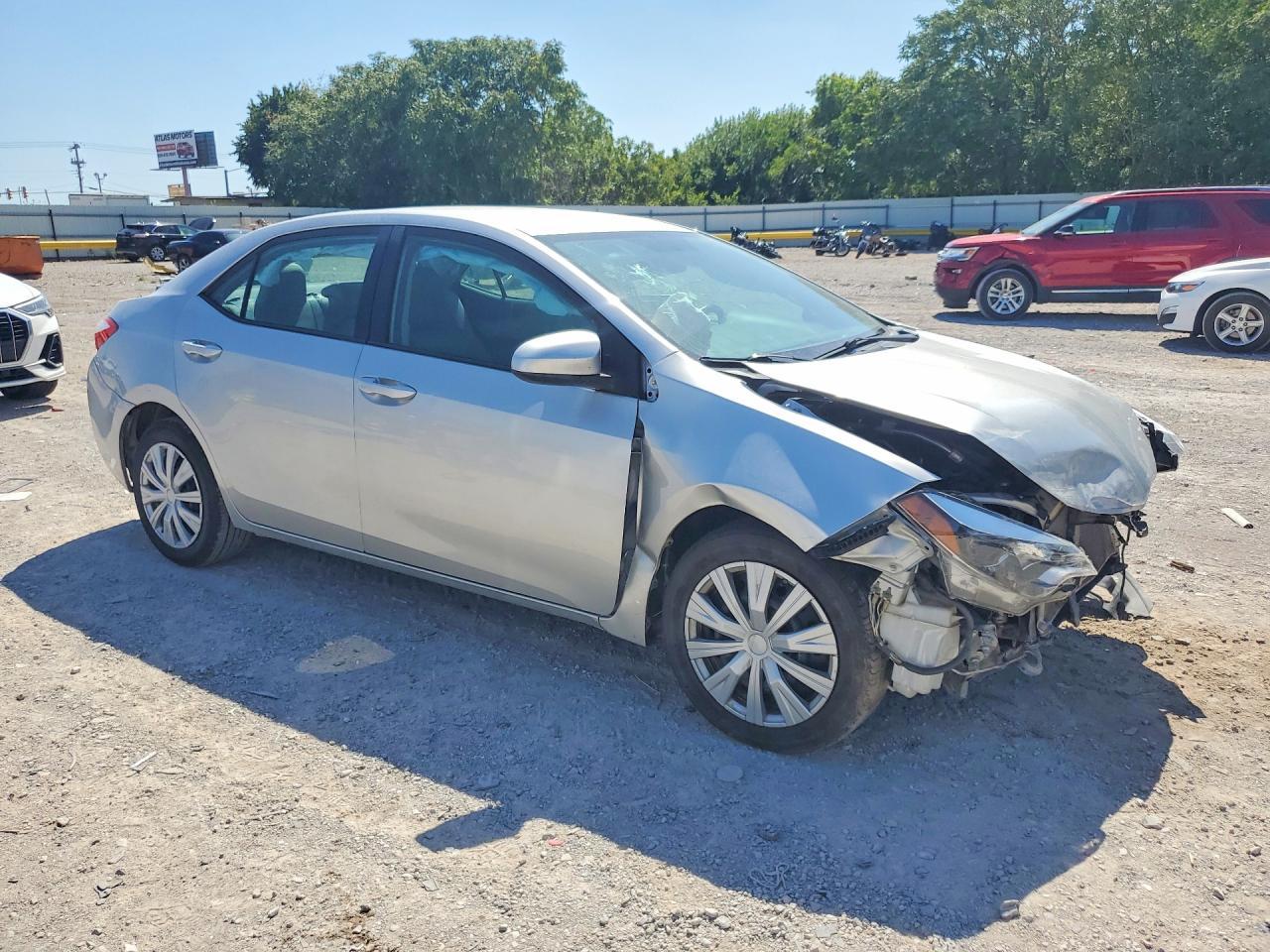 2015 Toyota Corolla Le - Фото 4