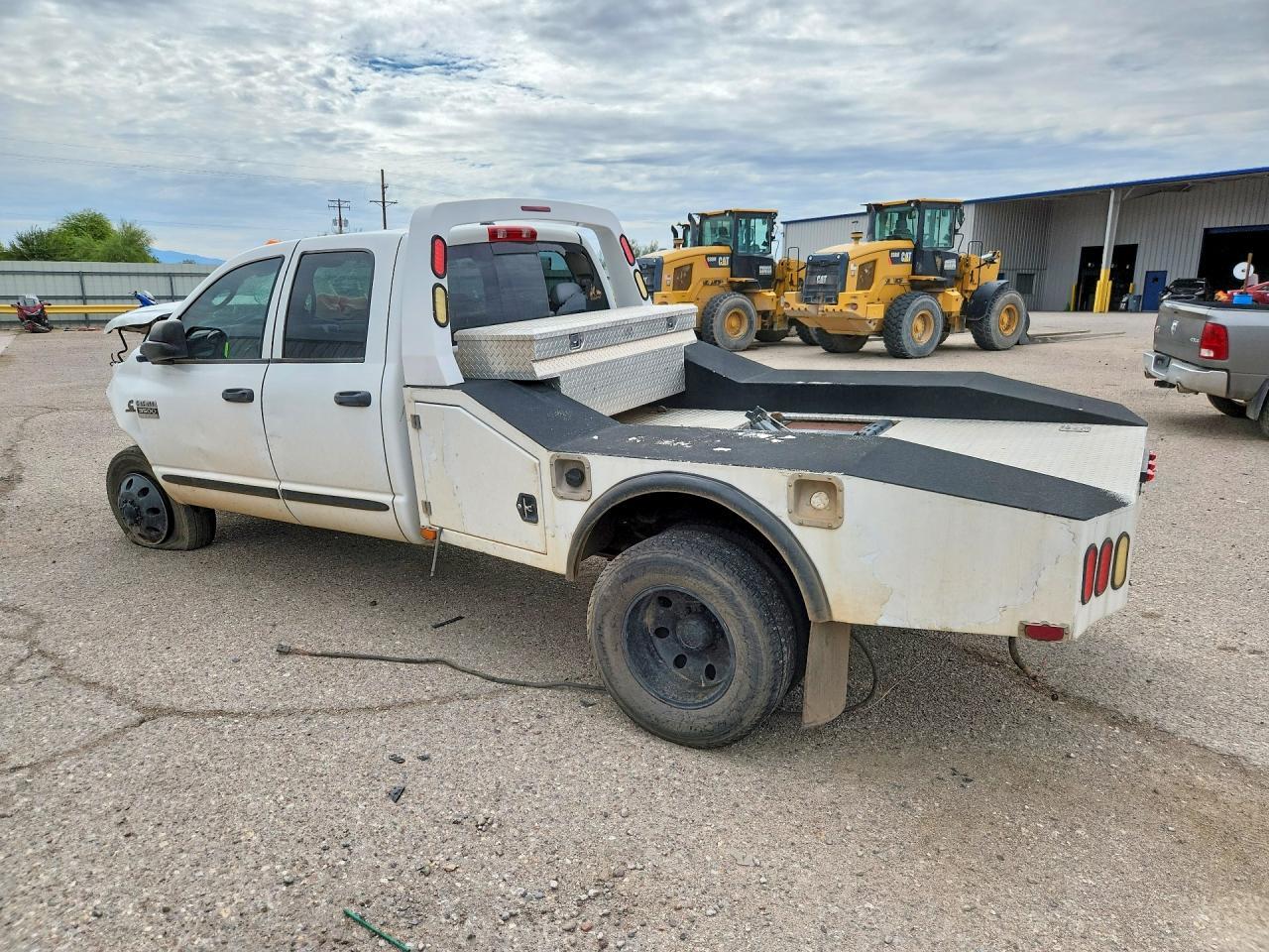 2007 Dodge Ram 3500 St - Фото 2