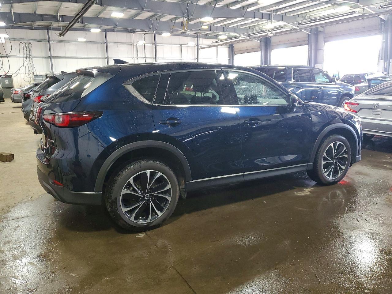 2023 Mazda Cx-5 Premium - Фото 3