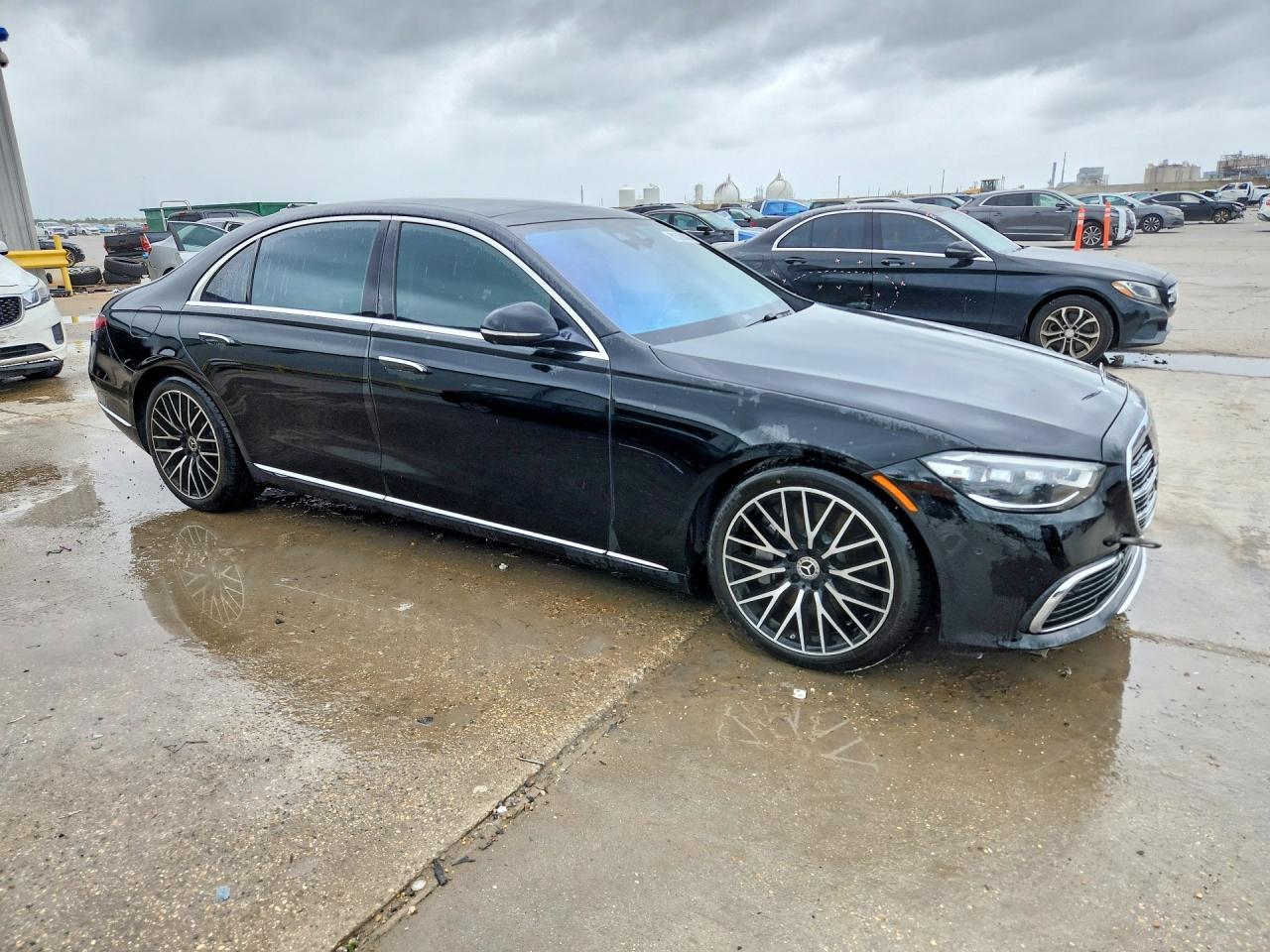 2022 Mercedes-Benz S 580 4Matic - Image 4