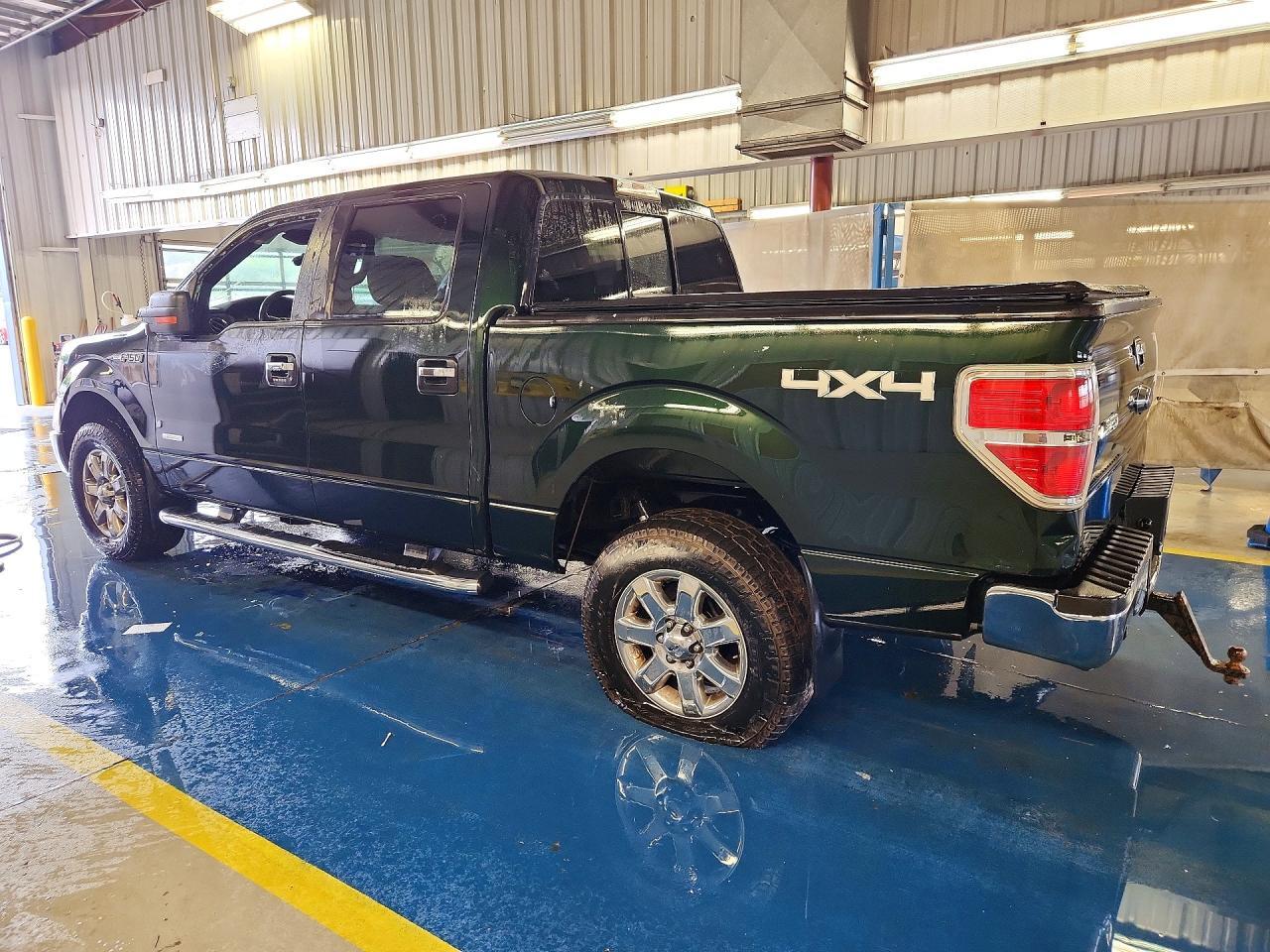 2014 Ford F150 Supercrew - Фото 2