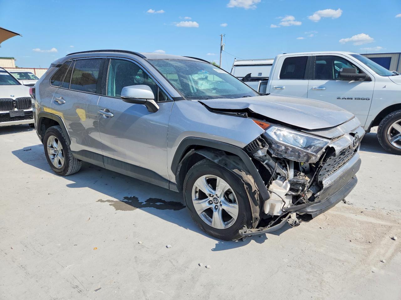 2020 Toyota Rav4 Xle - Фото 4