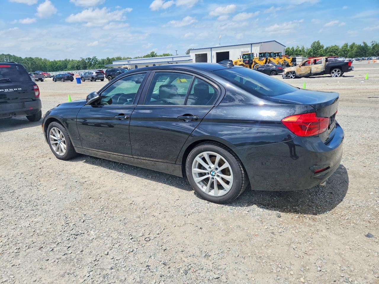 2018 BMW 320 I - Image 2