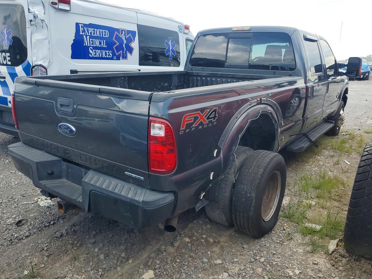 2016 Ford F350 Super Duty - Image 3