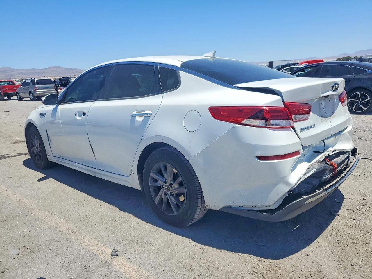 2019 Kia Optima Lx - Image 2