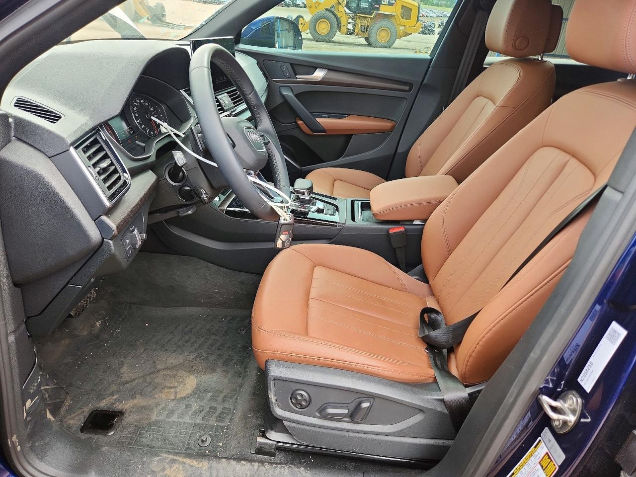 2022 Audi Q5 Premium 45 - Фото 7