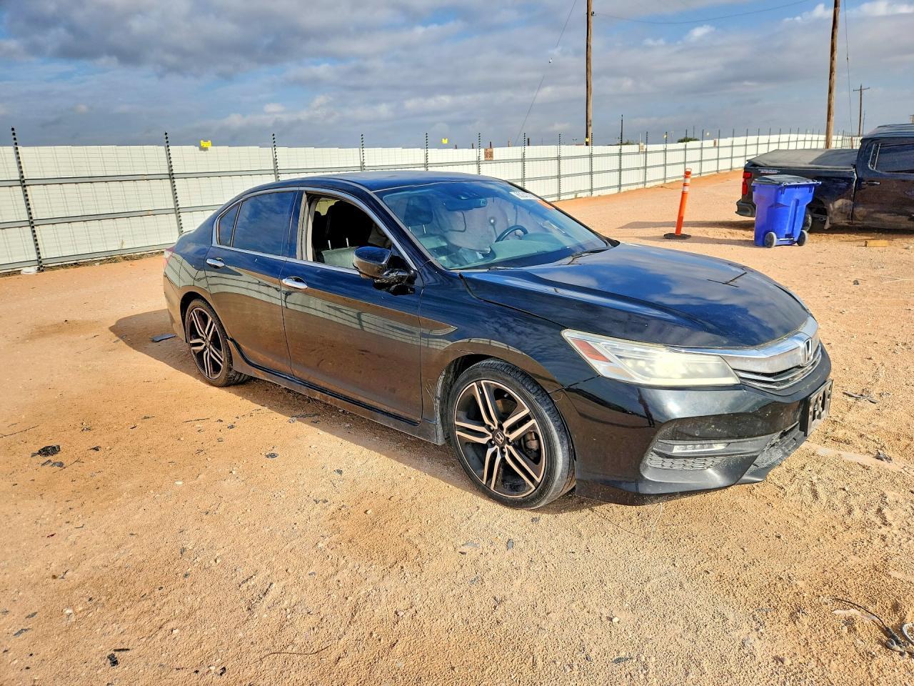 2017 Honda Accord Touring - Фото 4