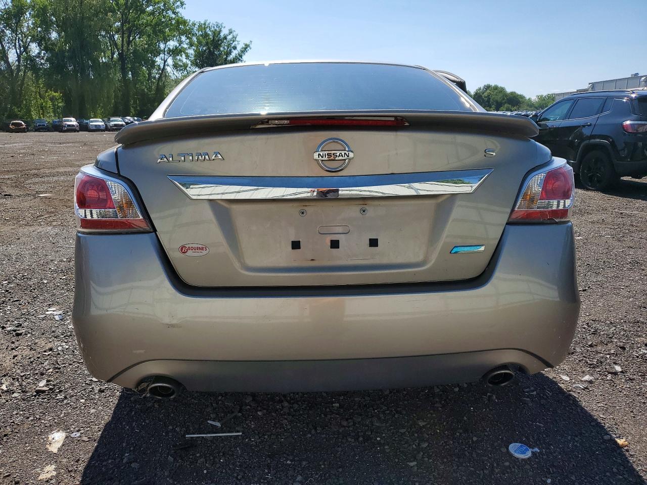 2014 Nissan Altima 2.5 S - Image 6