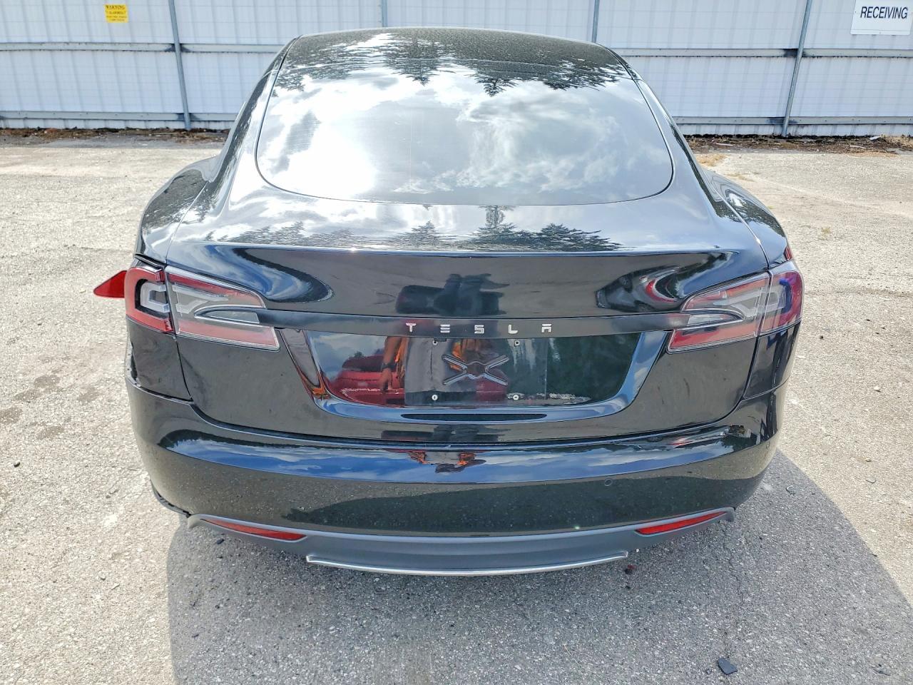 2015 Tesla Model S 60 - Image 6