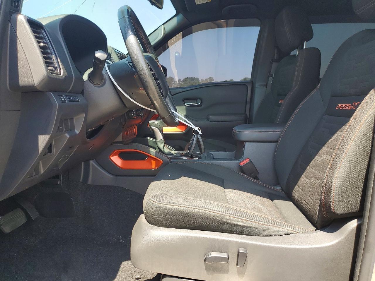 2022 Nissan Frontier Pro-X - Фото 7