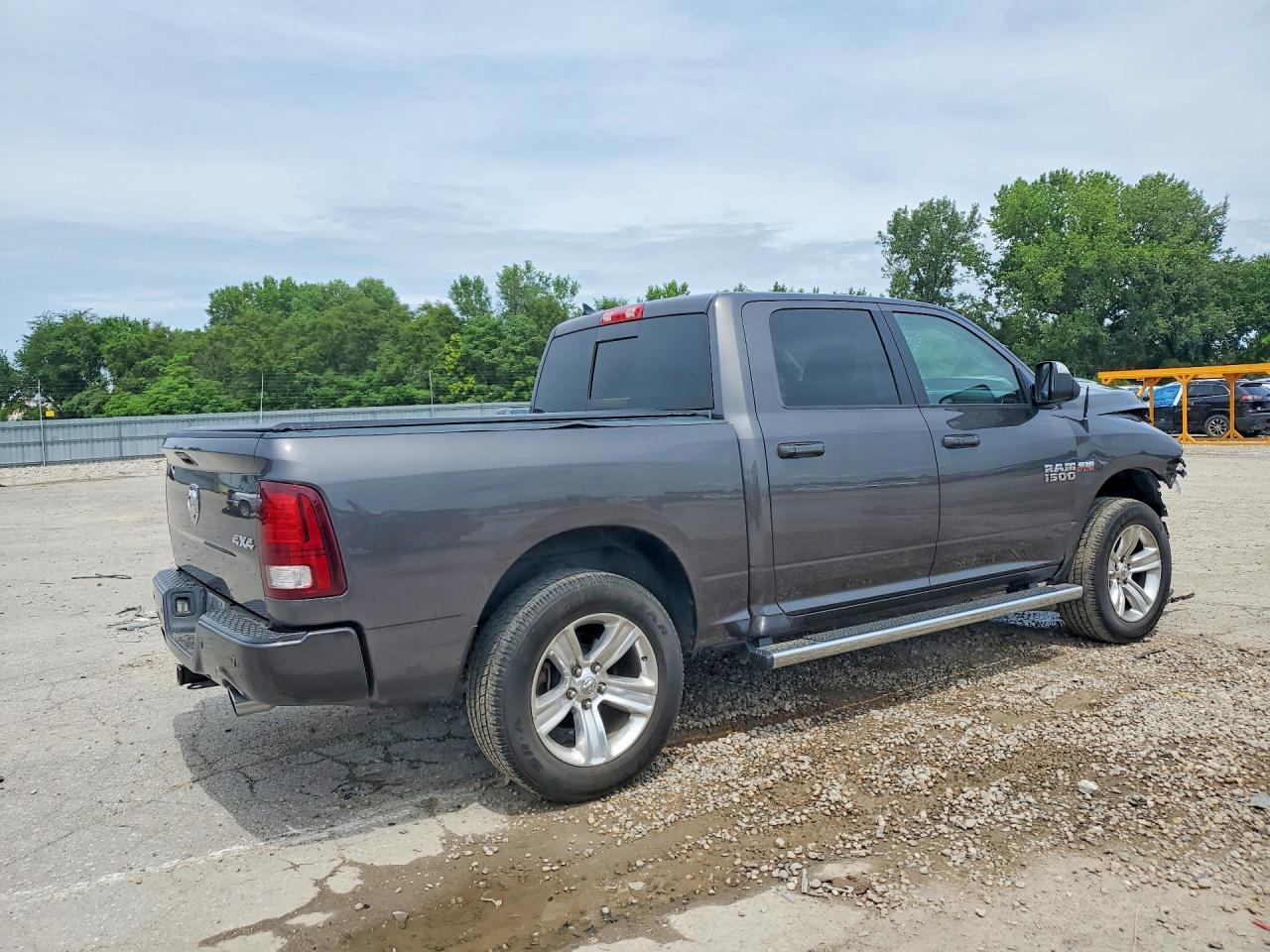 2018 Ram 1500 Sport - Image 3