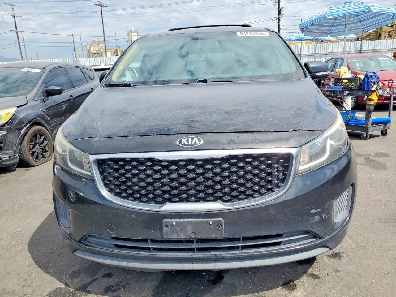2016 Kia Sedona Lx - Фото 5