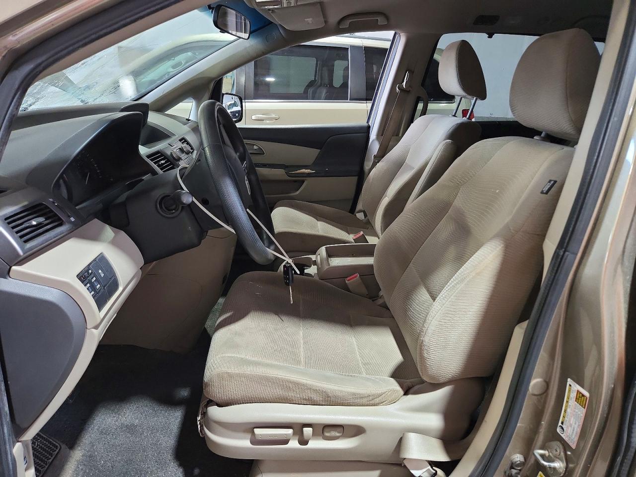2012 Honda Odyssey Ex - Image 7