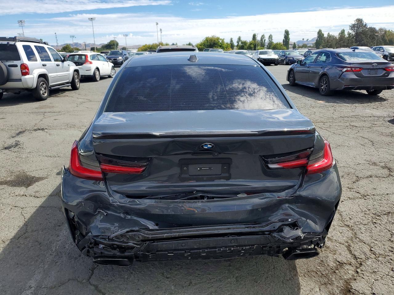 2026 BMW M340I - Фото 6