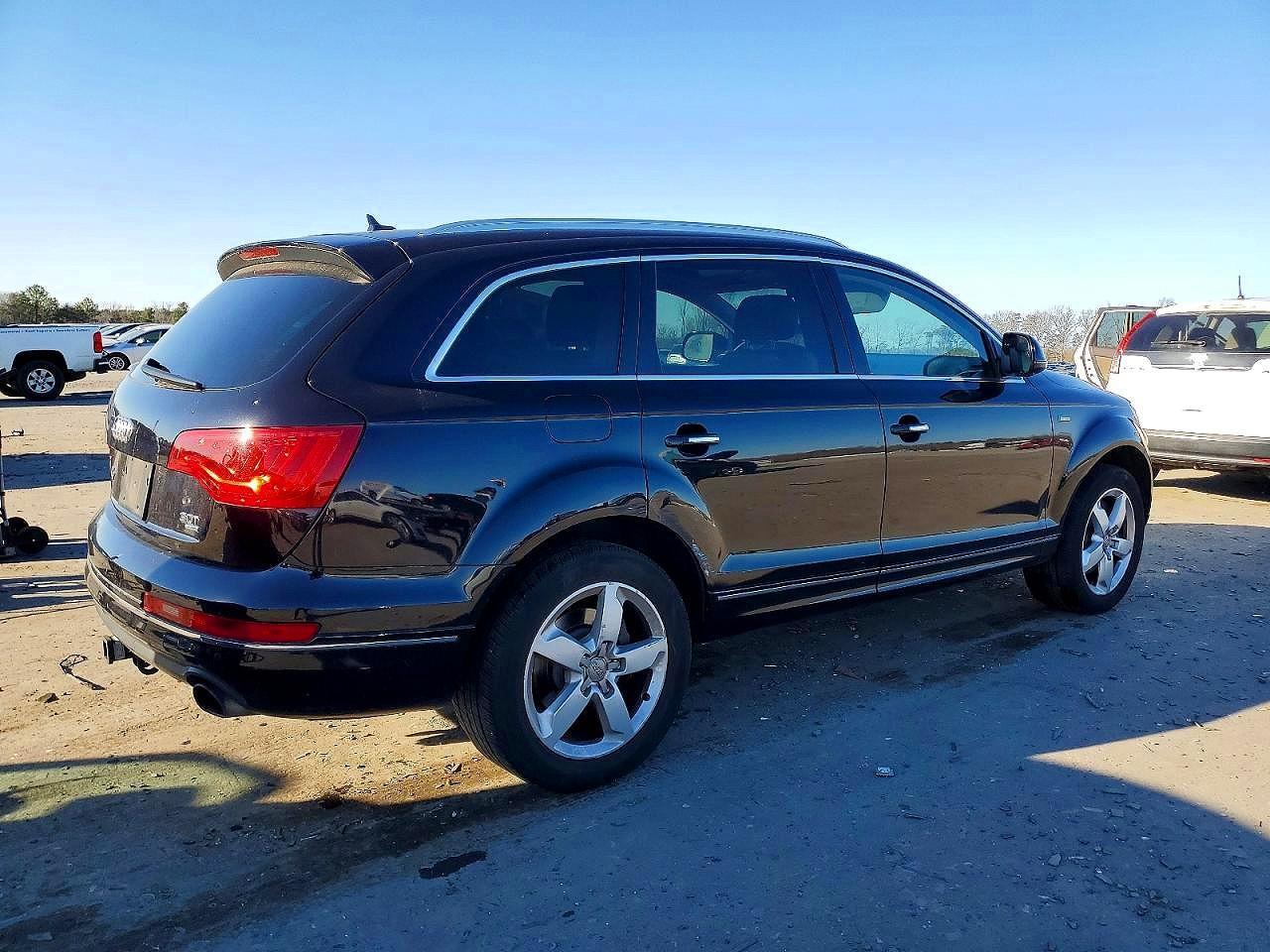 2015 Audi Q7 Premium Plus - Image 3