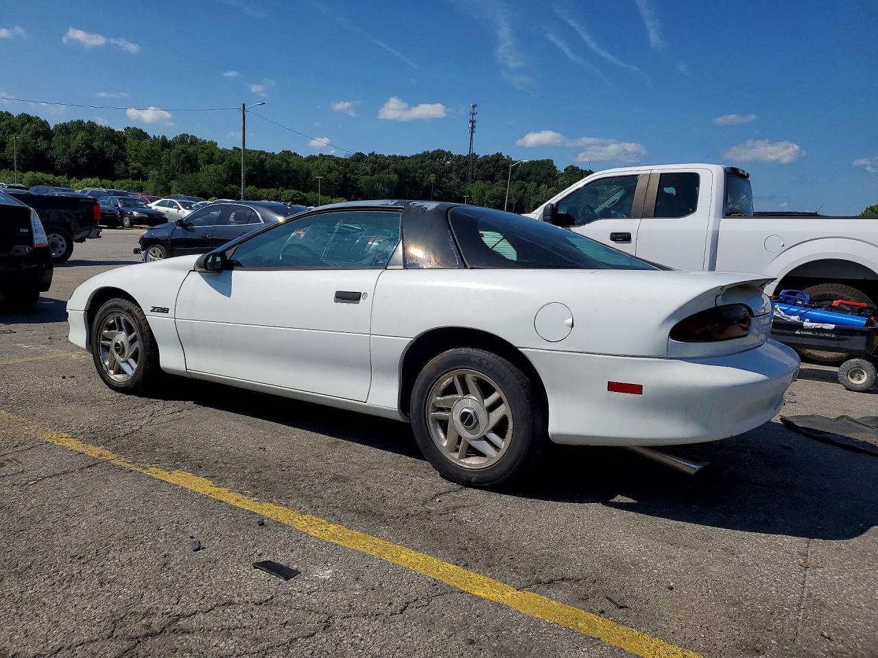 1994 Chevrolet Camaro Z28 - Фото 2