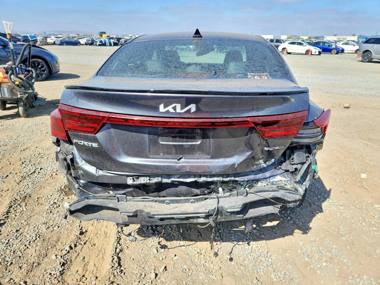 2022 Kia Forte Gt Line - Image 6