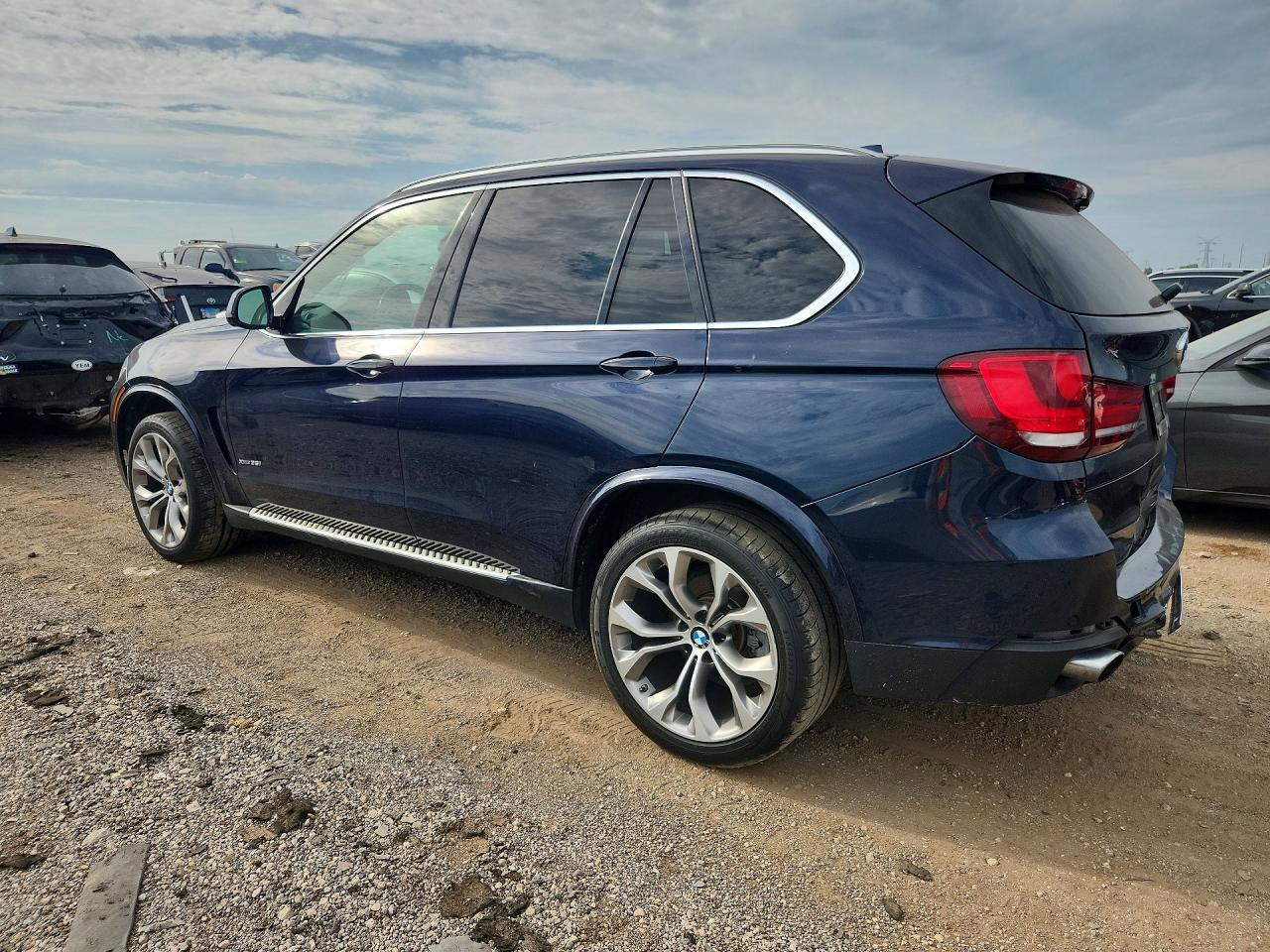 2017 BMW X5 xDrive35I - Фото 2