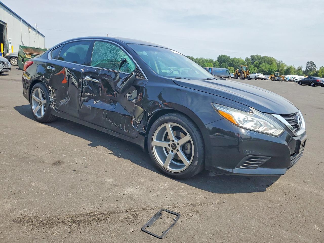 2017 Nissan Altima 2.5 S - Фото 4