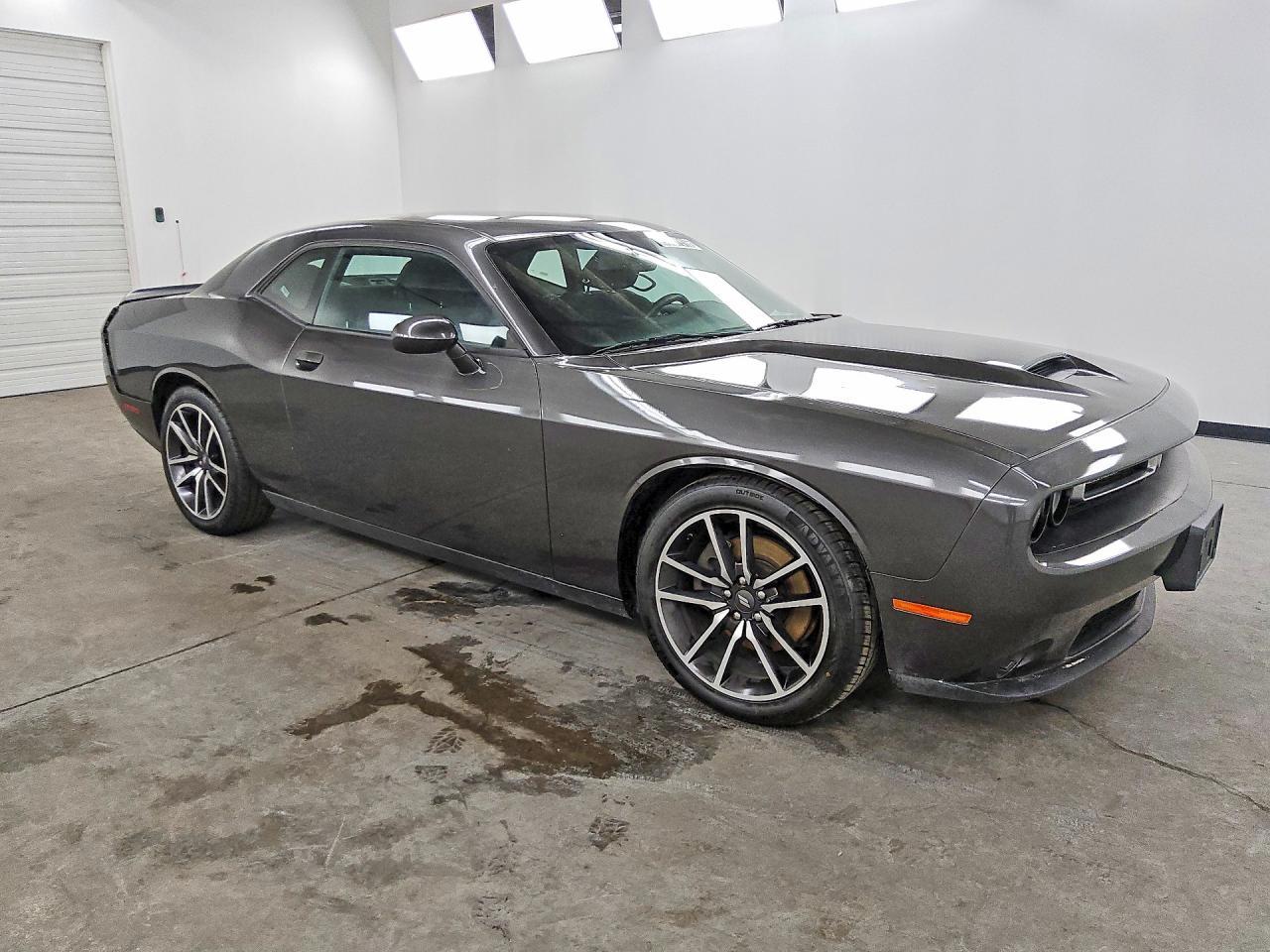 2023 Dodge Challenger R/T - Фото 4