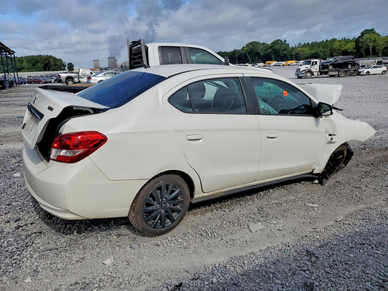 2020 Mitsubishi Mirage G4 Se - Фото 3