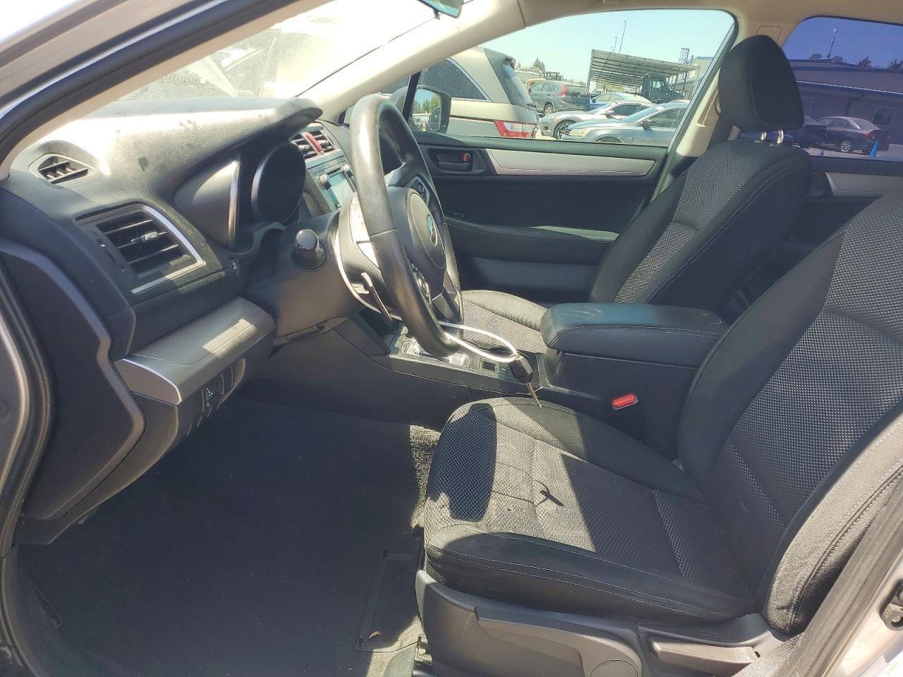 2017 Subaru Outback 2.5I - Image 7
