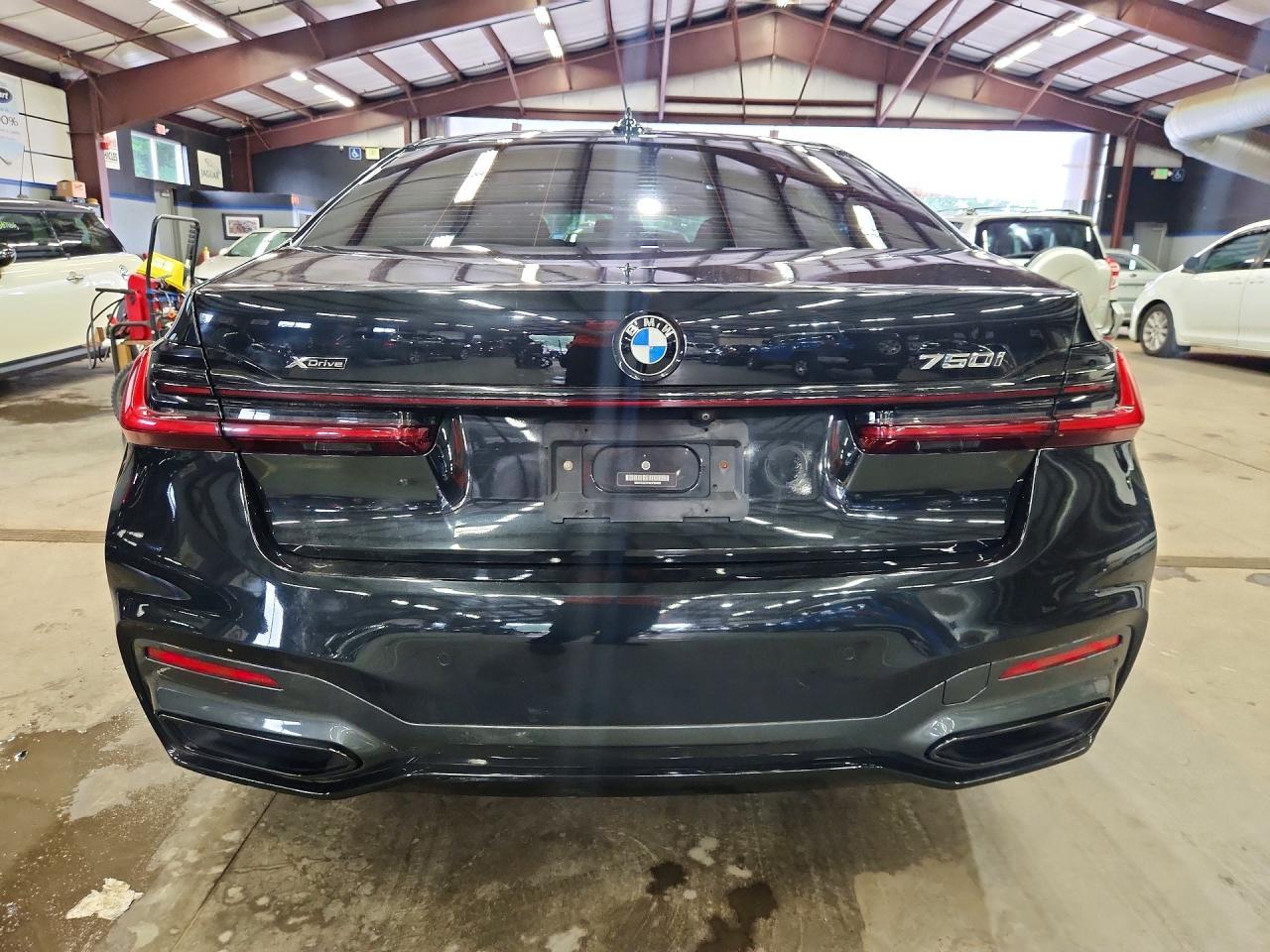 2021 BMW 750 Xi - Image 6