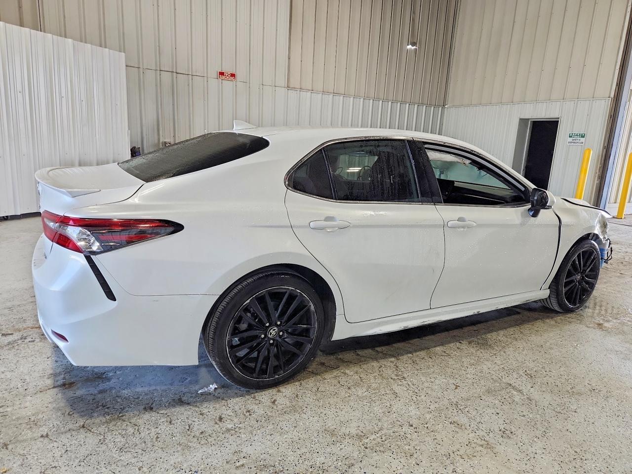 2024 Toyota Camry Xse - Image 3