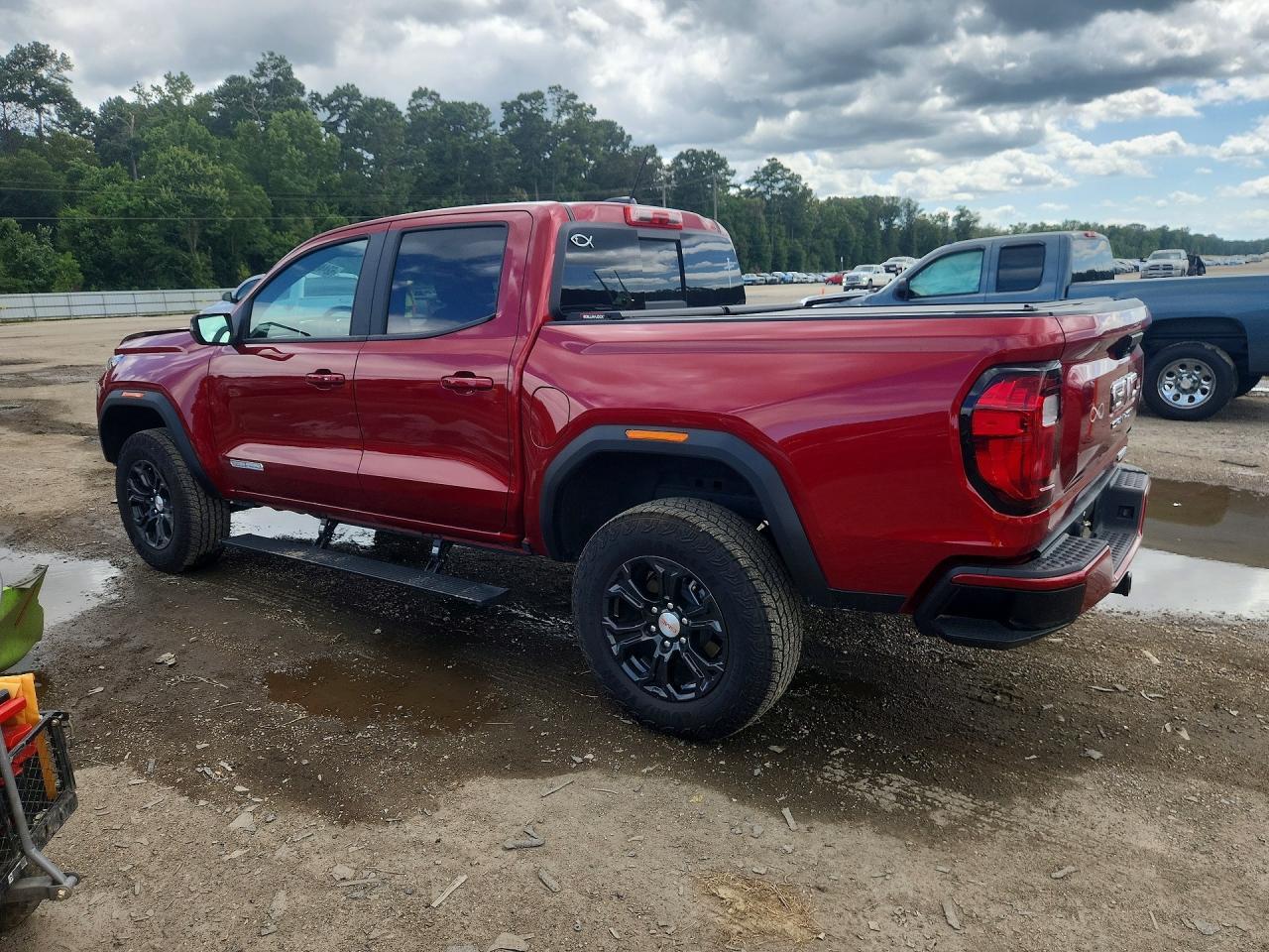 2024 GMC Canyon Elevation - Image 2